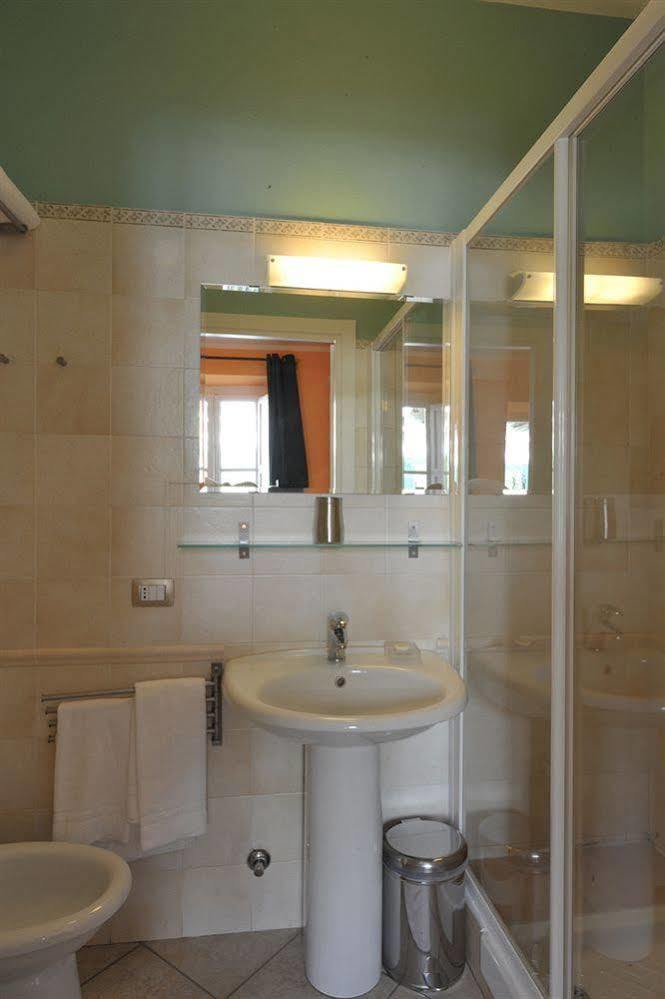 Room 4 Rome B&B Risorgimento Экстерьер фото